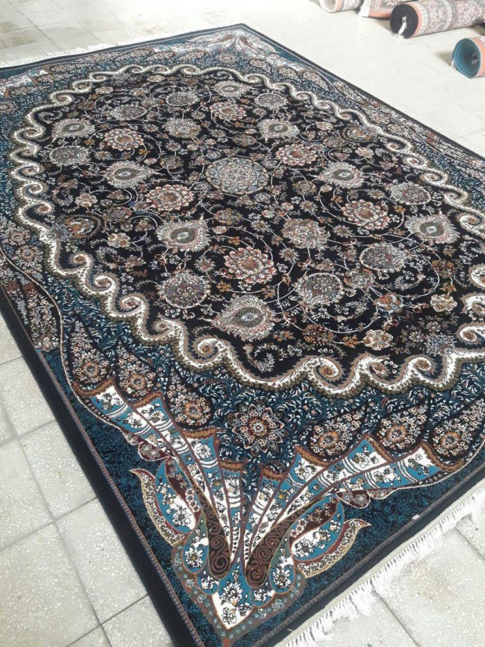 فرش کاشان طرح افشان سرمه ای 700 شانه تراکم 2550